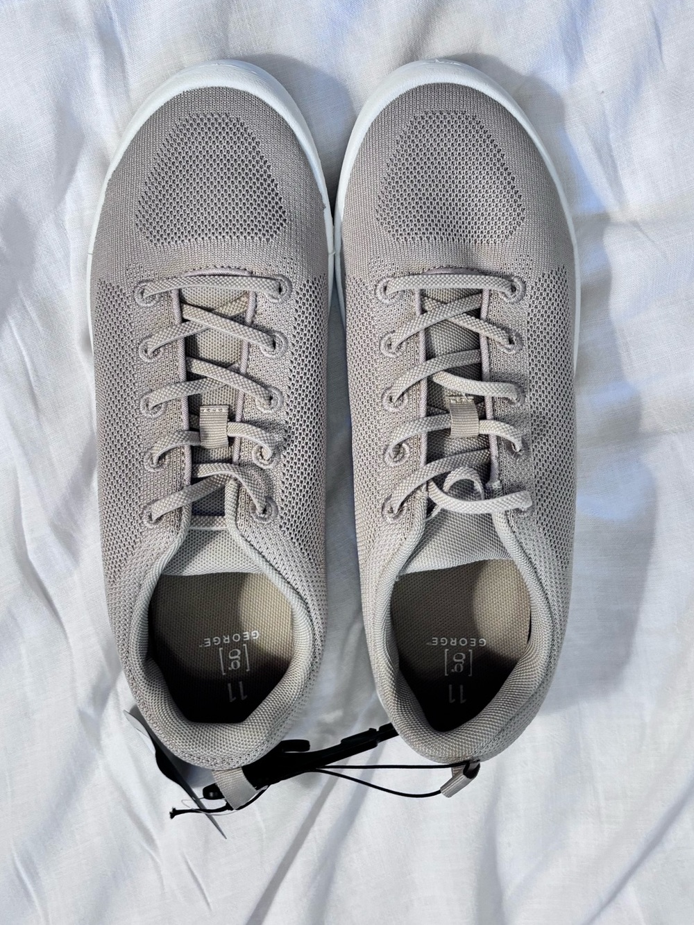 Men's Lightweight Knit Sneakers in Light Gray tan